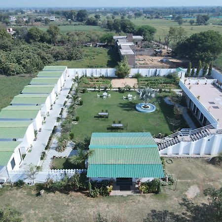 The Castle Crown - Hem Vilas Resort Ranthambhore Sawai Madhopur Εξωτερικό φωτογραφία