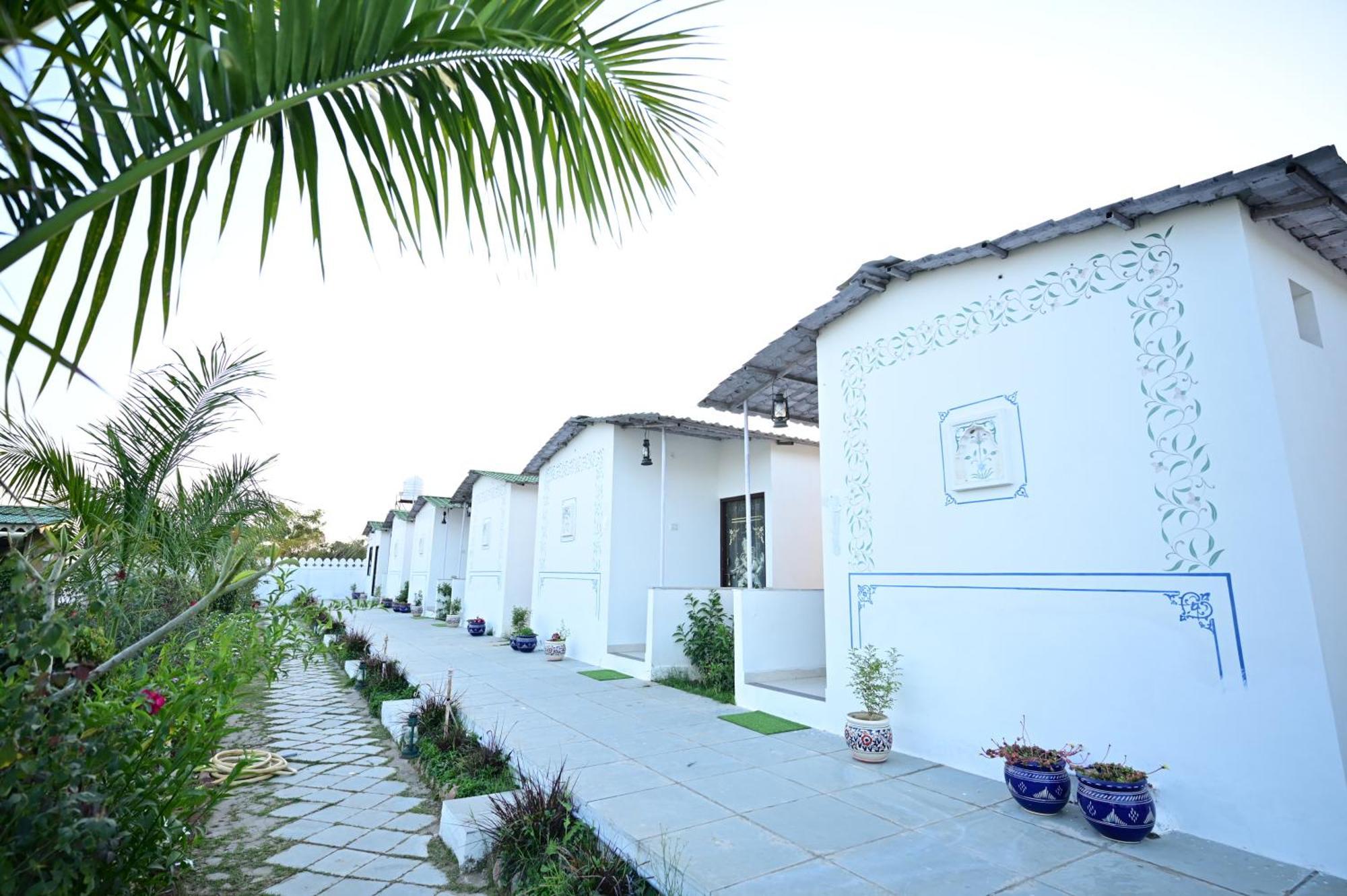 The Castle Crown - Hem Vilas Resort Ranthambhore Sawai Madhopur Εξωτερικό φωτογραφία