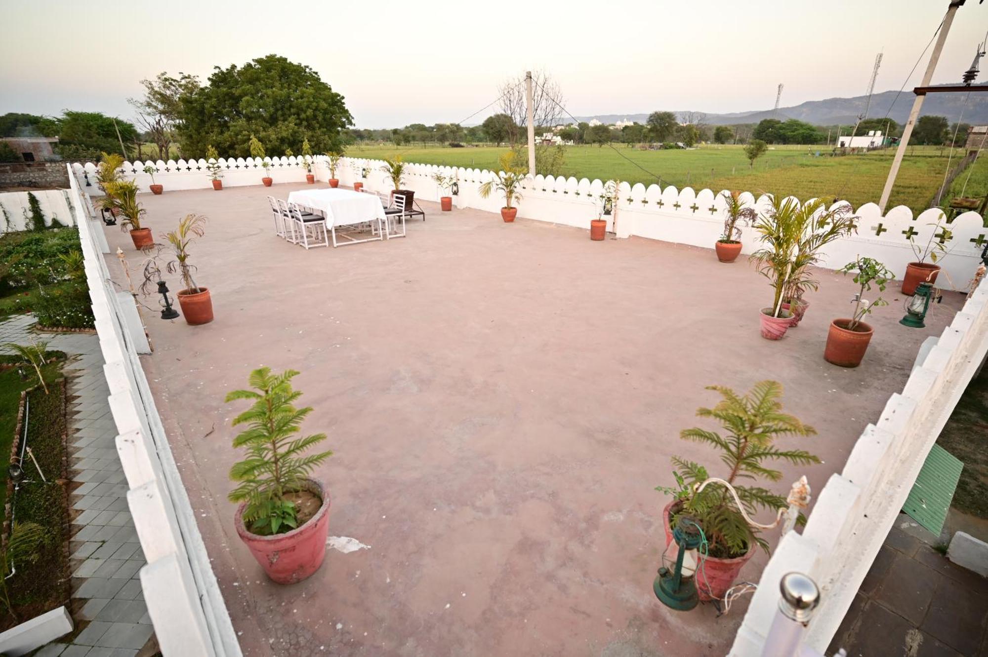 The Castle Crown - Hem Vilas Resort Ranthambhore Sawai Madhopur Εξωτερικό φωτογραφία