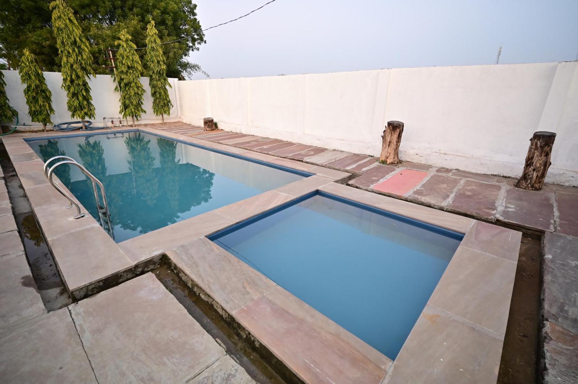 The Castle Crown - Hem Vilas Resort Ranthambhore Sawai Madhopur Εξωτερικό φωτογραφία