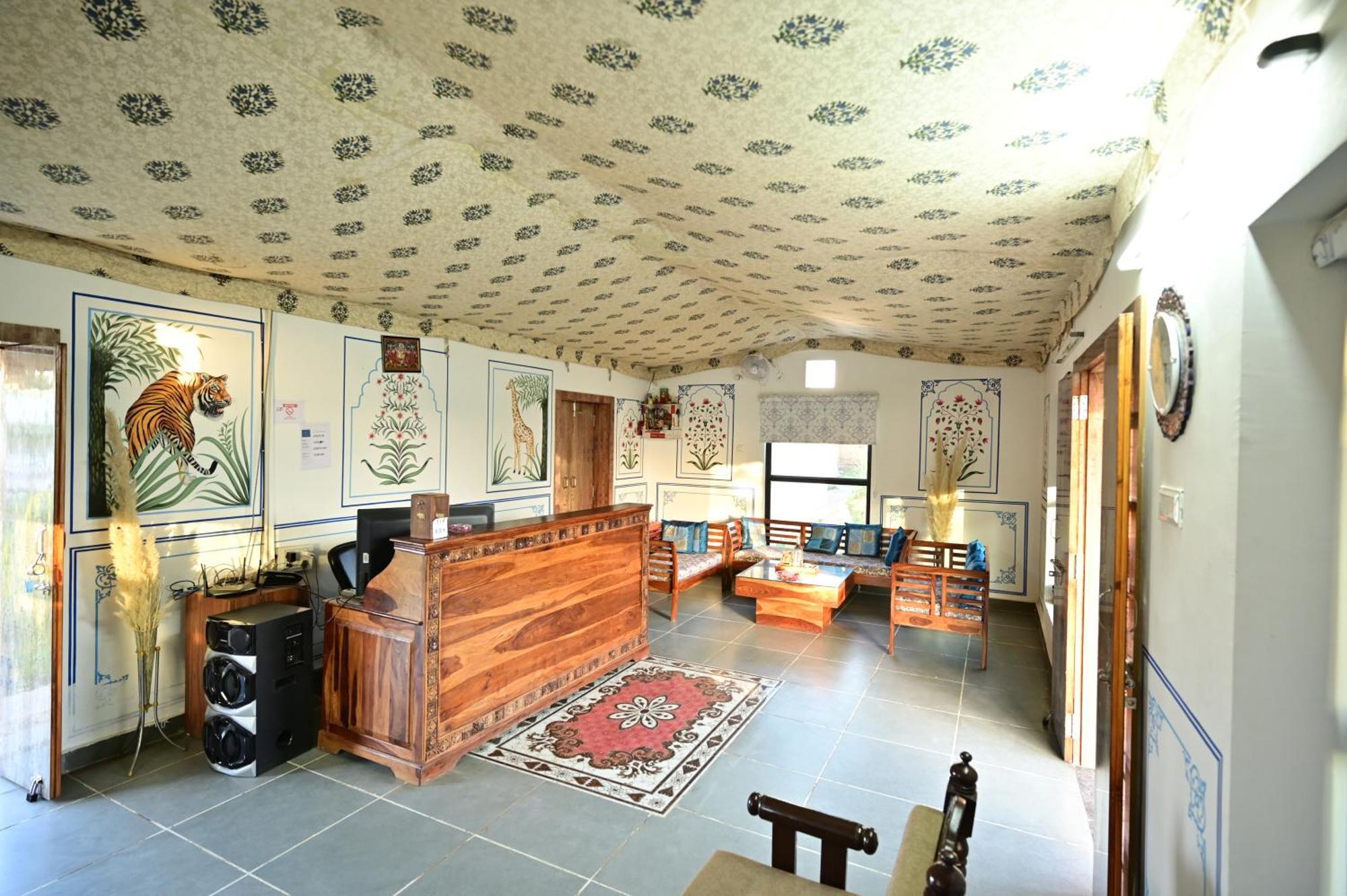 The Castle Crown - Hem Vilas Resort Ranthambhore Sawai Madhopur Εξωτερικό φωτογραφία